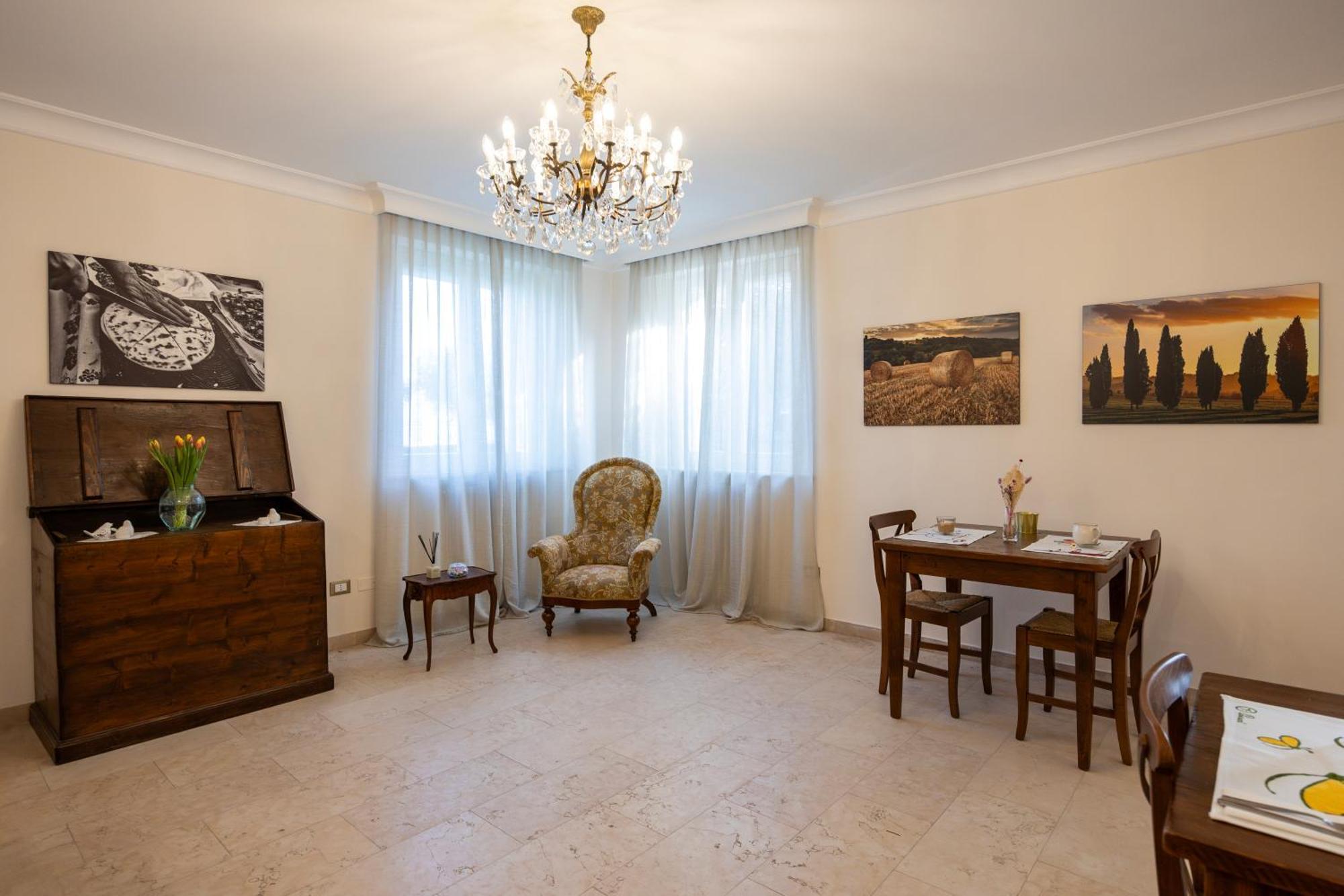 Palazzo Gessi Room And Breakfast Borghi Zewnętrze zdjęcie