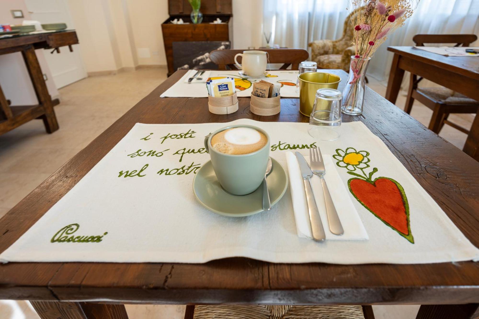 Palazzo Gessi Room And Breakfast Borghi Zewnętrze zdjęcie